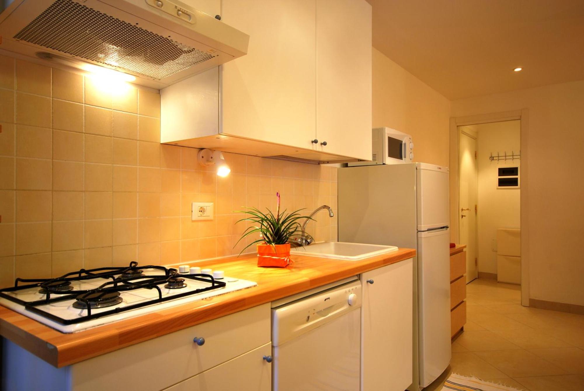 Residence Glicini Finale Ligure Habitación foto