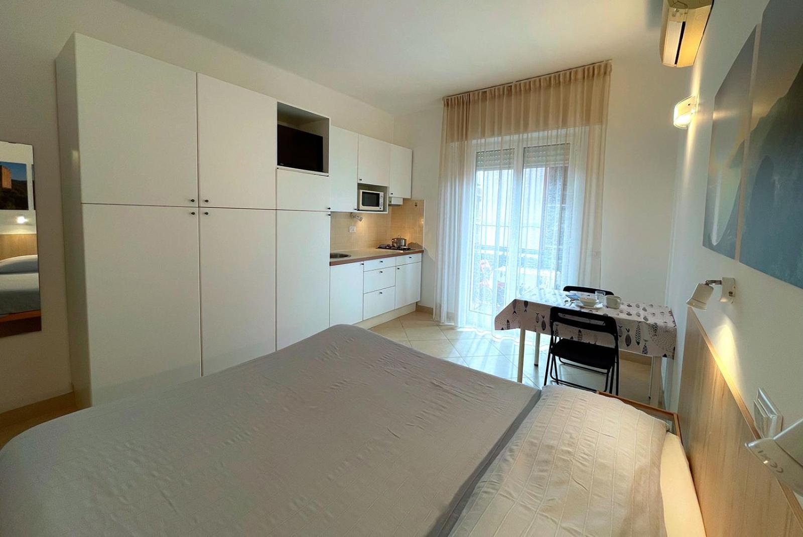 Residence Glicini Finale Ligure Exterior foto
